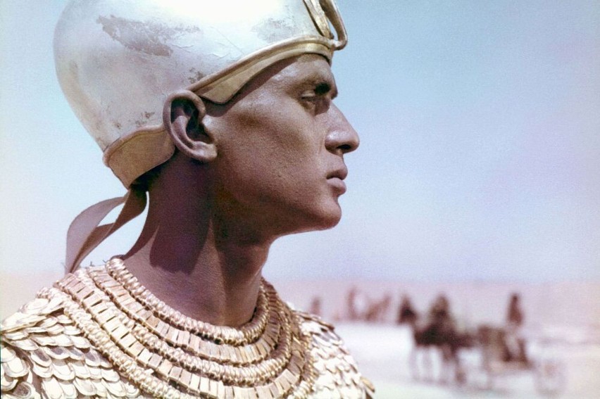 Egipt, XI w. p.n.e. Następca tronu, Ramzes XIII, pragnie...