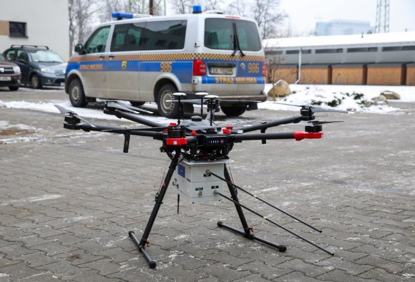 Katowice testują drona do walki ze smogiem i spalaniem...