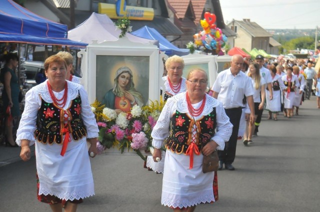 Uroczystości 15 sierpnia cieszą się z reguły sporą popularnością wśród mieszkańców.