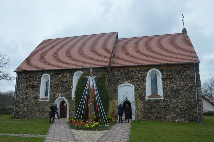 Kościół Wniebowzięcia Najświętszej Marii Panny w Mirocinie...