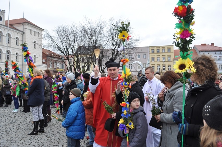 Niedziela Palmowa w śremskiej farze - 20 marca 2016 r.