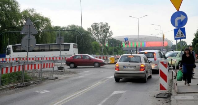 Jedną z inwestycji, do której trzeba dopłacić jest przebudowa trasy od Ronda Mogilskiego do Placu Centralnego