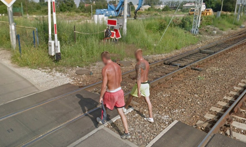 Lubliniec i mieszkańcy w Google Street View