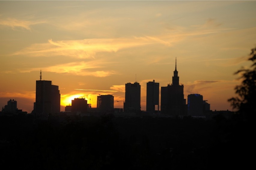 Widok z Kopca Powstania Warszawskiego - ul. Bartycka

Kopiec...