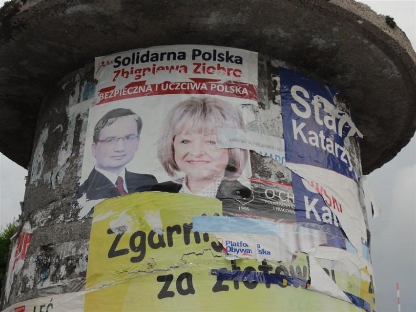 Plakaty wyborcze po kampanii do Europarlamentu 2014