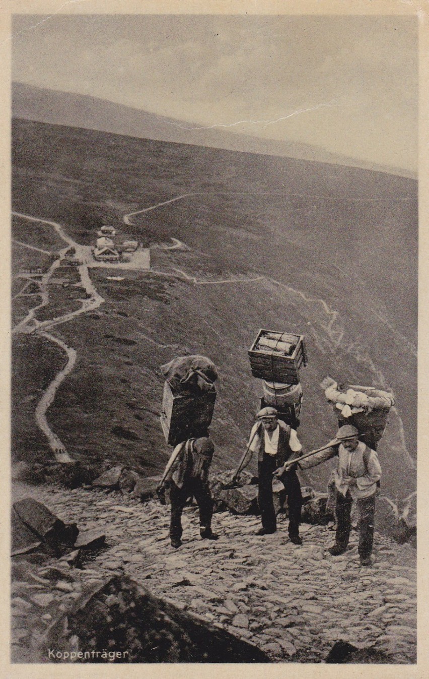 Rok 1924 

Droga na Śnieżkę.