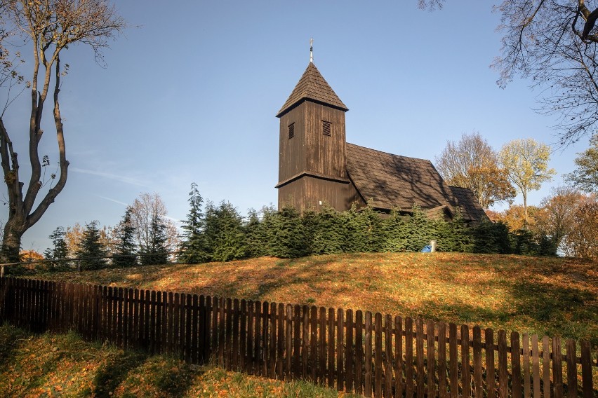 Chełstów w powiecie oleśnickim 

Kościół filialny pw. św....