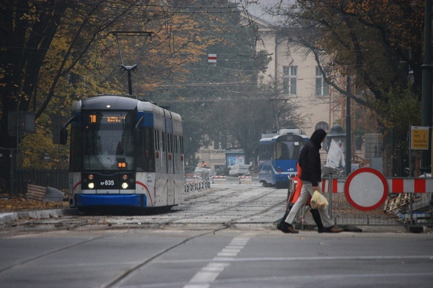 Po ulicy Dunajewskiego możliwy już jest ruch tramwajów....