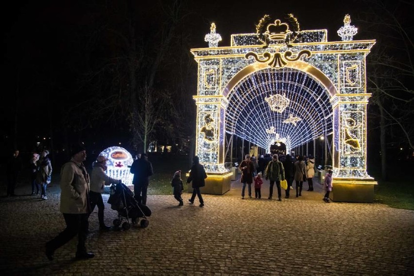 Niezwykłe instalacje świetlne możemy oglądać od 28...