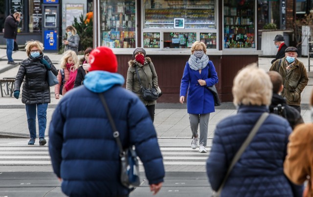 Liczba zakażeń w poszczególnych powiatach województwa. Zobacz, gdzie jest najgorzej. Oto najnowsze dane.CZYTAJ DALEJ >>>