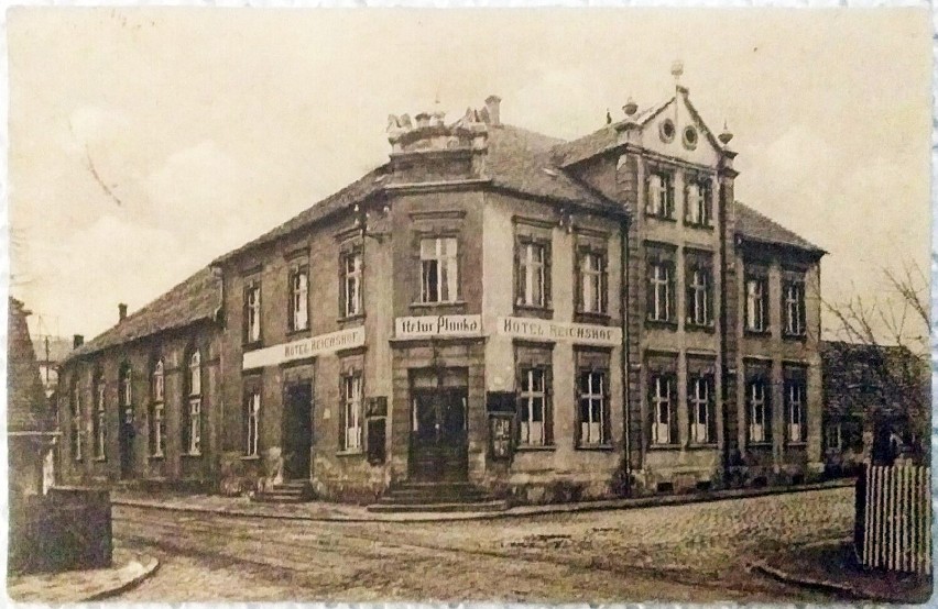 To tutaj była fabryka Leischmann, odlewnia żelaza i znana na Dolnym Śląsku fabryka czekolady. Zobacz dawny Ruszów na fotografiach