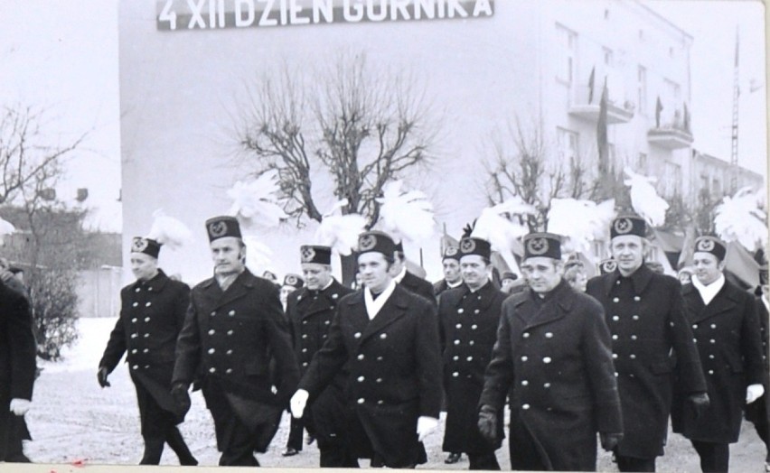 Obchody Barbórki w Bełchatowie na archiwalnych zdjęciach