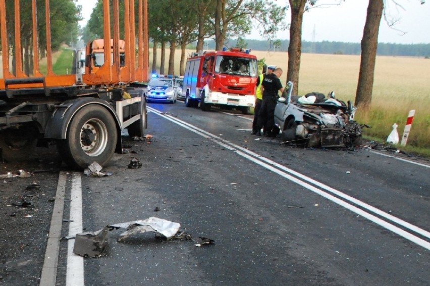 Nie żyje kierowca samochodu, który rozbił się w okolicach Zagórek