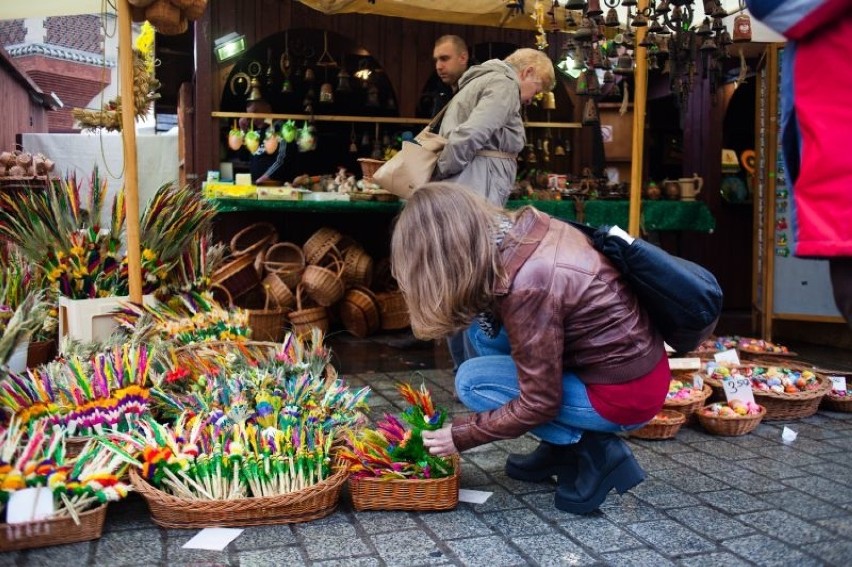 Kraków. Wielkanocne specjały na krakowskim Rynku [ZDJĘCIA, WIDEO]