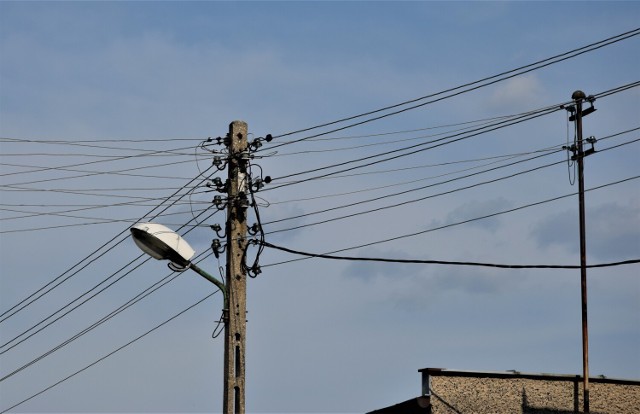 Planowe wyłączenia prądu w w Rejonie Dystrybucji Wolsztyn związane są z konserwacją sieci lub innymi pracami. Lepiej być przygotowanym na taką okoliczność. Poniżej wykaz miejscowości, ulic oraz godzin.

