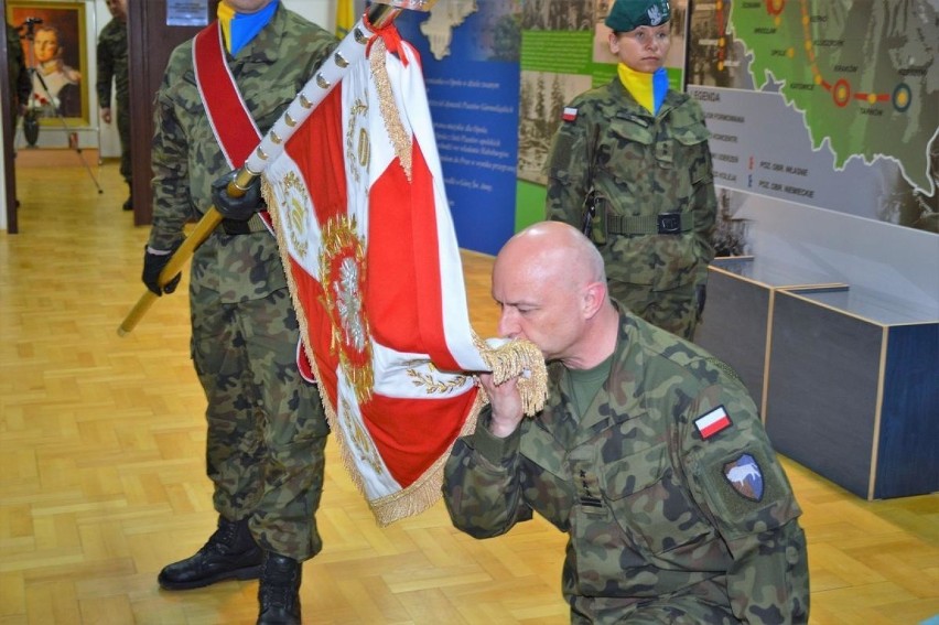 Uroczyste zaprzysiężenie nowego dowódcy opolskich...