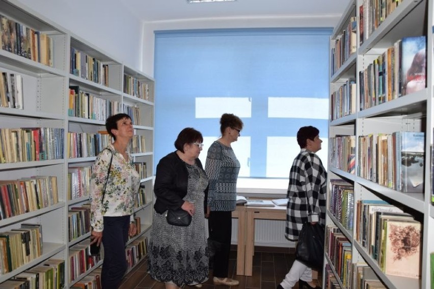 Odnowiona i powiększona siedziba gminnej biblioteki w...