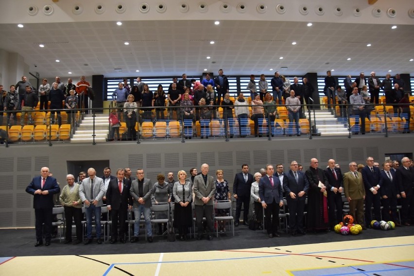 Sala sportowa w Kościelnej Wsi została oddana do użytku