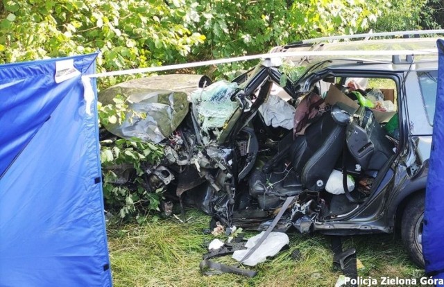 Pomiędzy Zieloną Górą a Nowogrodem Bobrzańskim doszło do śmiertelnego wypadku