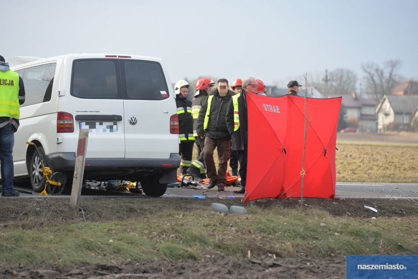 Tragiczny wypadek na drodze Włocławek - Inowrocław. 3 osoby nie żyją [zdjęcia]