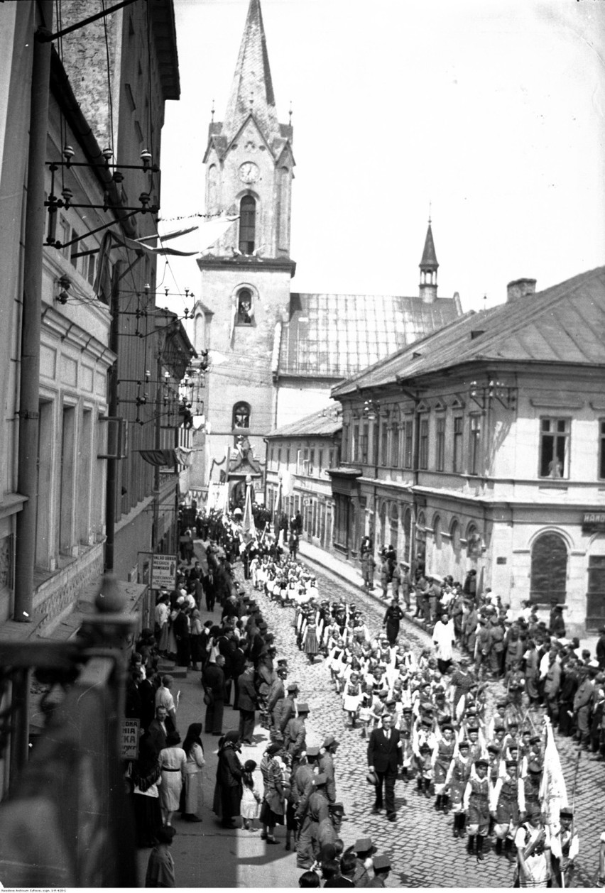 Sprowadzenie relikwii św. Andrzeja Boboli do Polski. 1938