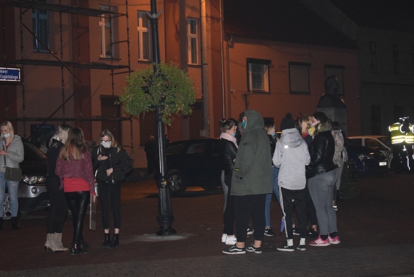 Protest kobiet w Trzemesznie przeszedł ponad 7 kilometrów [FOTO, FILM]