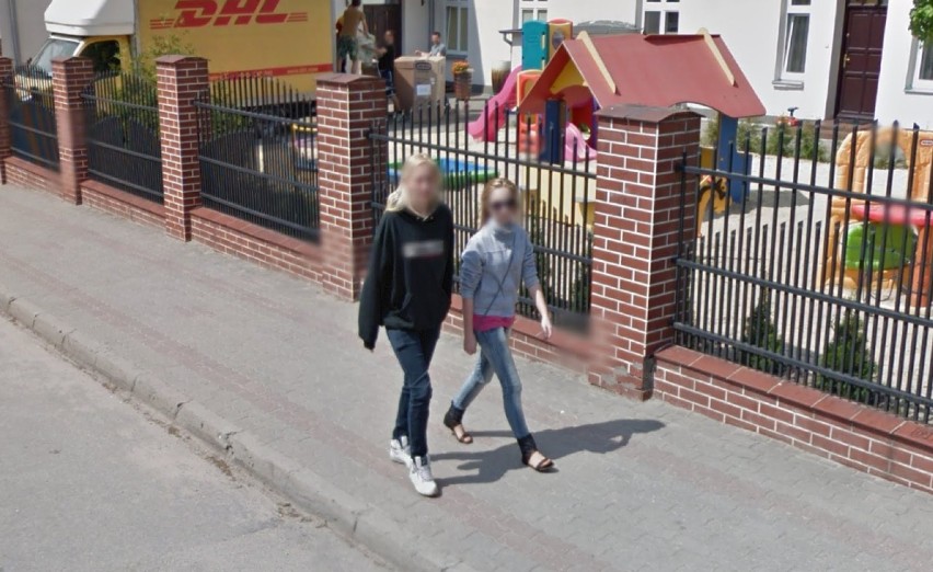 Mieszkańcy Aleksandrowa Kujawskiego przyłapani przez Google Street View. Zobacz nowe zdjęcia!