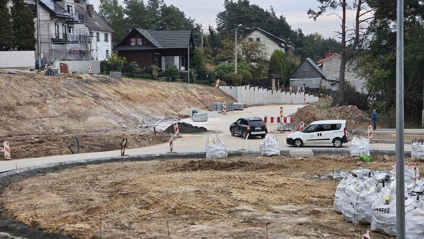 Przebudowa ulicy Wojska Polskiego w Kielcach zbliża się do końca. Czy będzie gotowa do końca roku? Zobacz zdjęcia