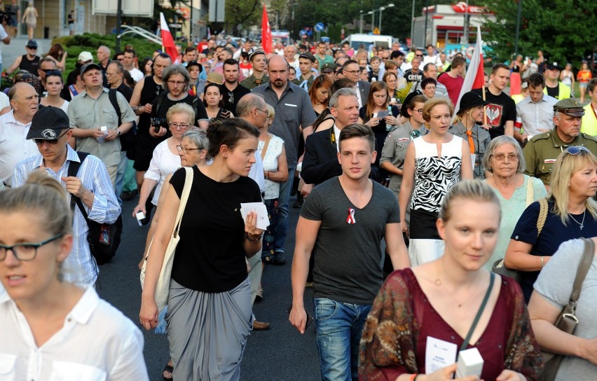 5 sierpnia o godz. 19.00 ruszy też Marsz Pamięci. Uroczyste...