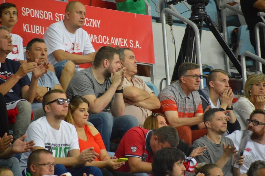 Kibice podczas meczu Anwil Basketball Challenge Polska - Belgia 55:58. [zdjęcia]