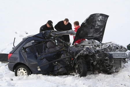 W wypadku w Lignowach Szlacheckich zginął kierowca toyoty....