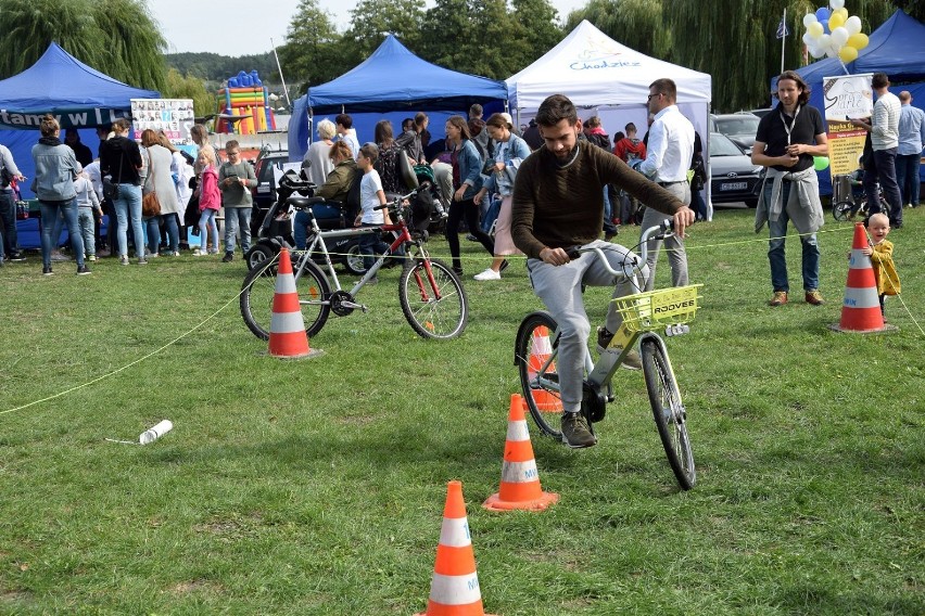 Przed nami 6. Chodzieski Piknik Naukowy. Tym razem pod hasłem "Energia". Zobacz tłumy na ostatniej edycji imprezy, w 2019 roku (ZDJĘCIA)