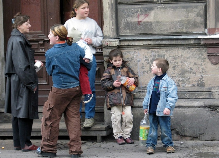 Tradycją Poniedziałku Wielkanocnego  jest polewanie się...