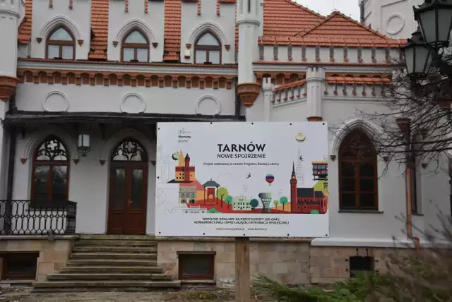 Flagowym zadaniem związanym z wykorzystaniem grantu norweskiego jest utworzenie Tarnowskiego Centrum Dialogu w dawnym Pałacu Ślubów. Budynek przechodzi gruntowaną renowację