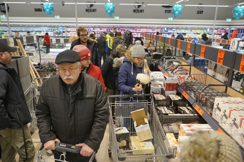 Lidl wprawdza specjalną promocję. W sobotę kupicie produkty nawet o połowę taniej!