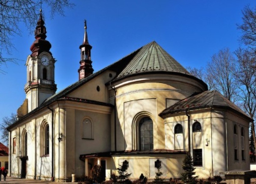 Kościół pw. św. Macieja Apostoła w Andrychowie...