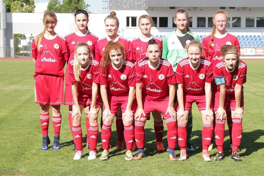 Mecz III ligi piłki nożnej kobiet WAP Włocławek - UKS...