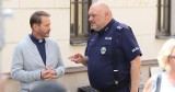 "Ojciec Mateusz" sezon 24. Artur Żmijewski powraca jako ksiądz detektyw! Tłumy gapiów obserwują realizację nowych odcinków hitu TVP!