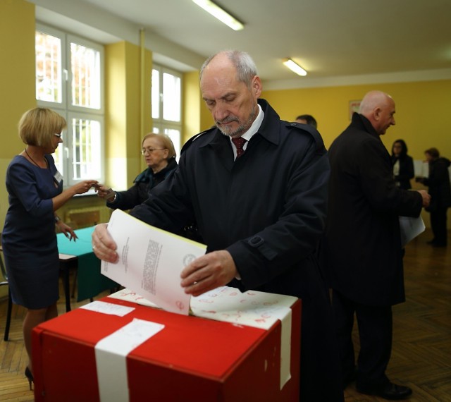 Wyniki wyborów w okręgu piotrkowskim. Wybory 2015 Piotrków [WYNIKI]