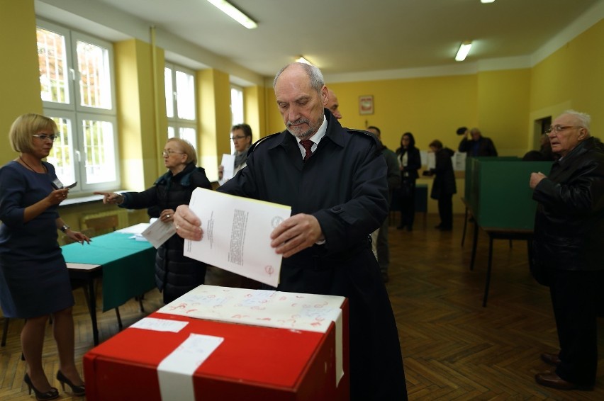Wyniki wyborów w okręgu piotrkowskim. Wybory 2015 Piotrków...