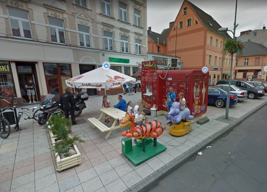 Co uchwyciły kamery Google Street View w Żarach
