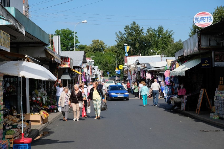 Bazar w Łęknicy działa od ponad trzydziestu lat.