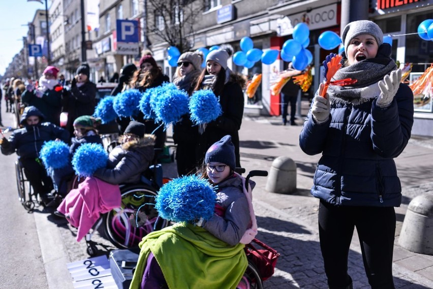 Biegacze z całego Pomorza trenują już przed półmaratonem w Gdyni [zdjęcia]