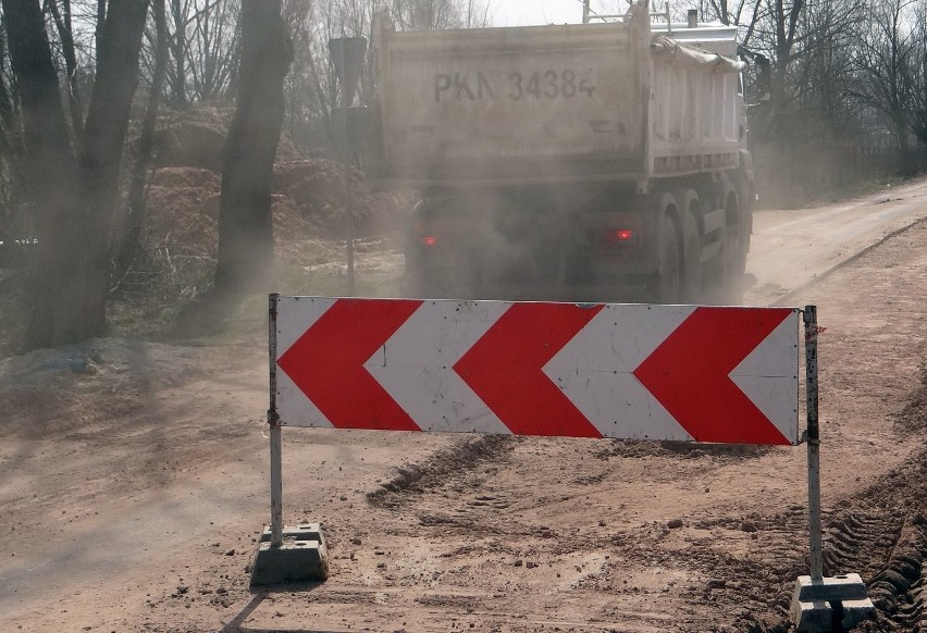 Budowa drogi we wsi Nowy Świat 390 tys. zł