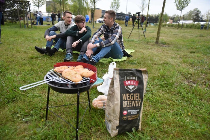 Grill w miejscu publicznym. Czy można grillować w miejscu...