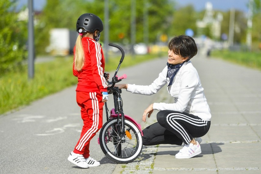 Dorota Gardias mieszka z córką i psem Rabusiem w dzielnicy...