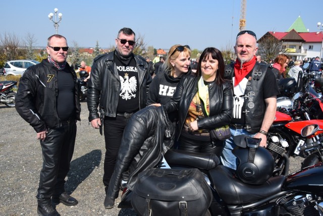 Otwarcie sezonu motocyklowego 2019 pod figurą Chrystusa Króla w Świebodzinie z udziałem setek różnorodnych motocykli. Wszyscy czekają na nowy sezon !