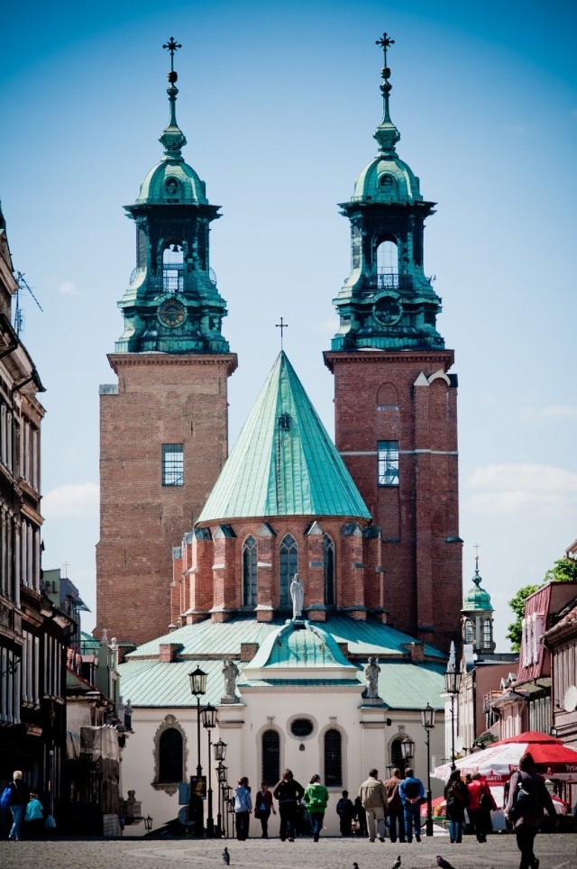 Kościoły w Gnieźnie. Msze święte w Gnieźnie - wykaz.