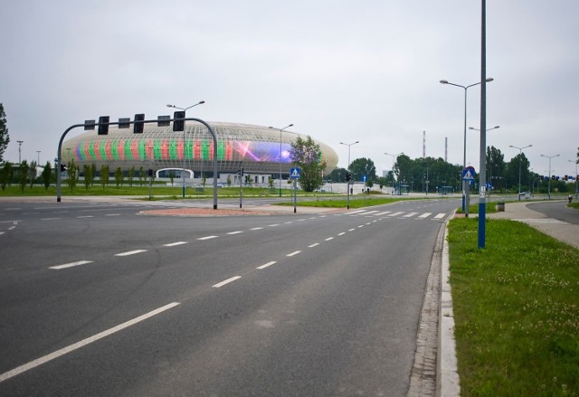 Kraków Arena znajduje się obecnie na zielonej łące, niebawem może się to zmienić. Miasto chce zabudować teren Parku Lotników blokami.