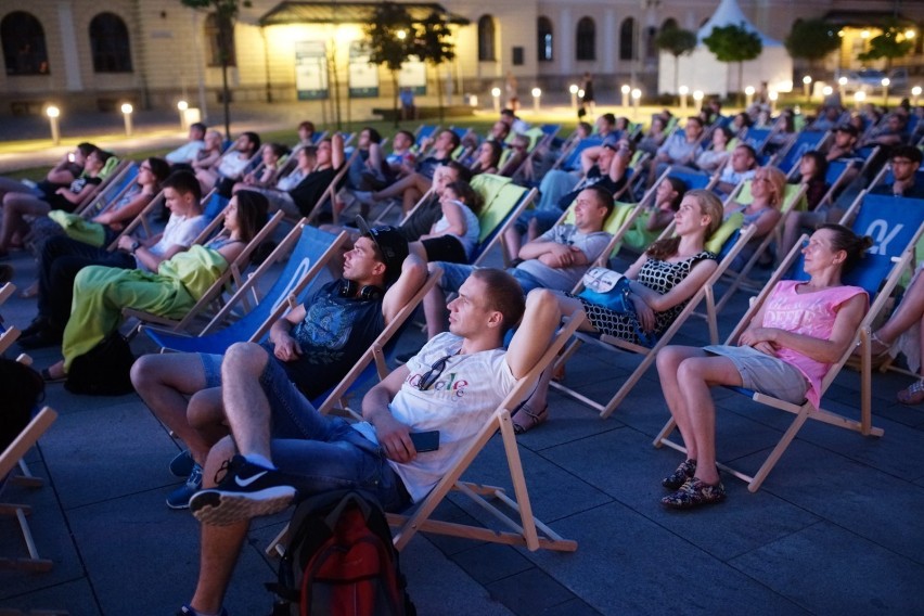 Zimna wojna
- godz. 21:30
- Park Szczęśliwicki

Nie ma róży...